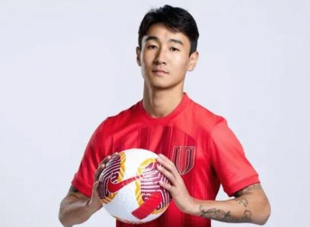 lol视频攻略-成都蓉城发布备战花絮，集结日复出首秀，法甲任务艰巨，资深球员宣示担当(成都蓉城转会最新消息)